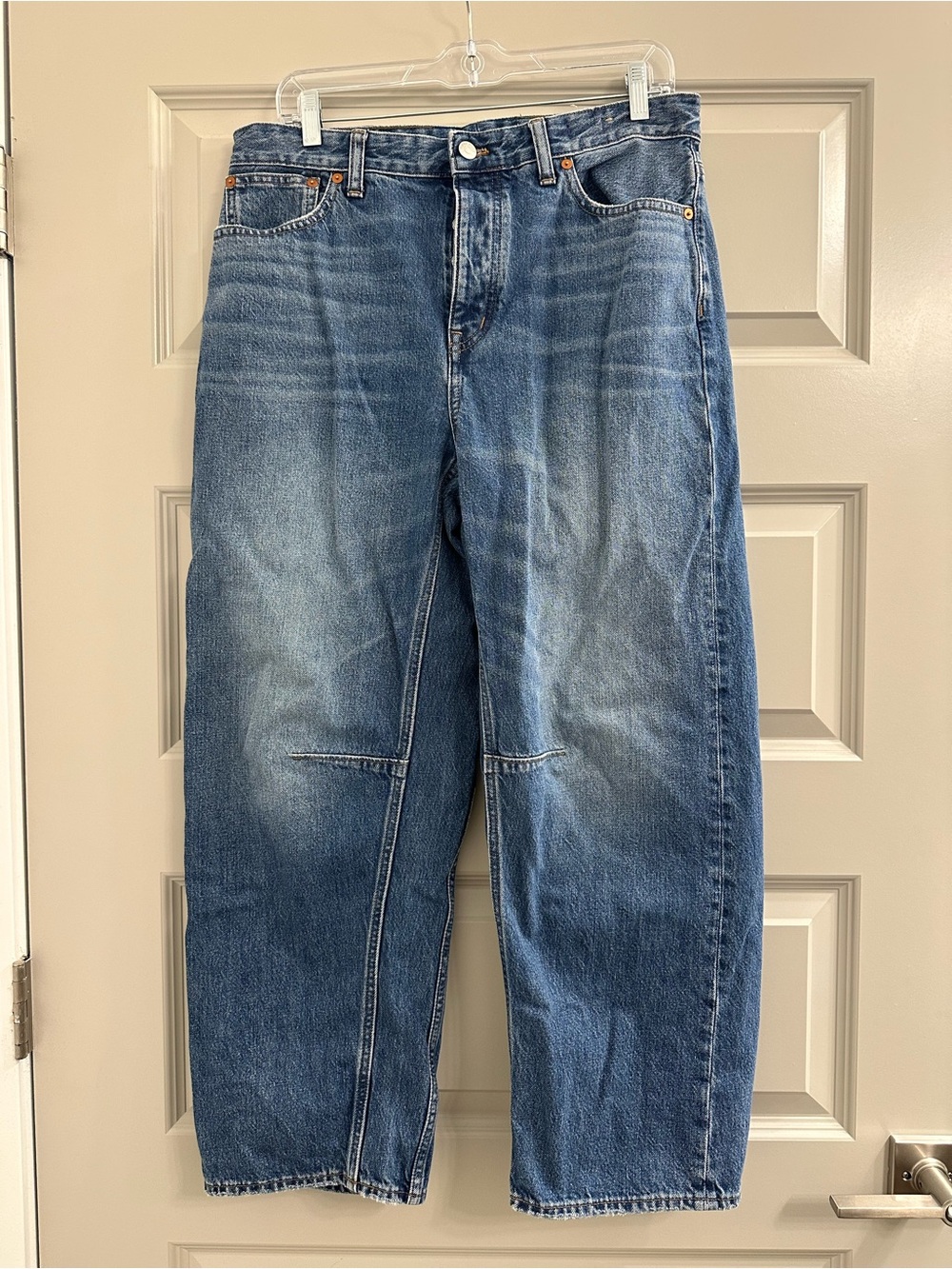 Madewell The Darted Barrel-Leg Jeans